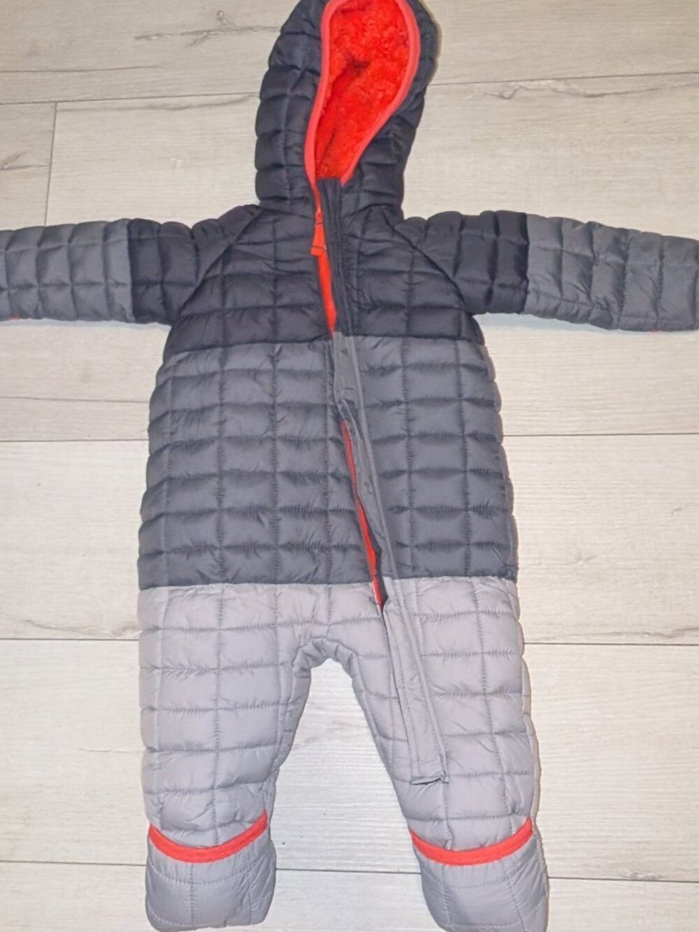 Baby Boys Snozu Gray and Red Quilted Baby Snow Gear Snowsuit Sz 9-12 Mos